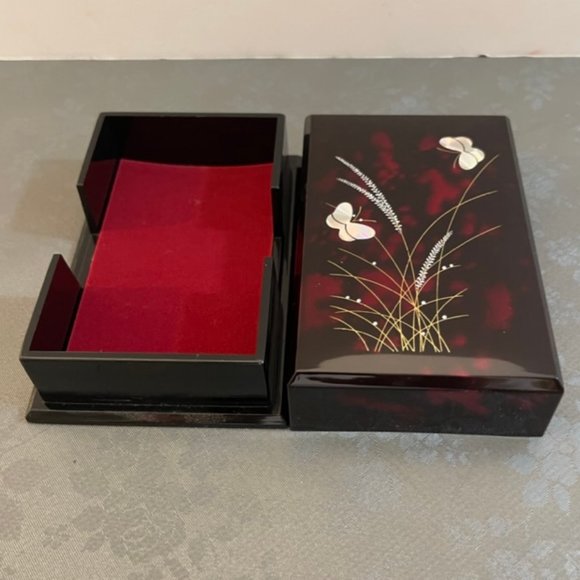 Vtg Japanese Cherry Laquered Playing Card Holder with Butterfly motif Ex. Cond. - Picture 4 of 6